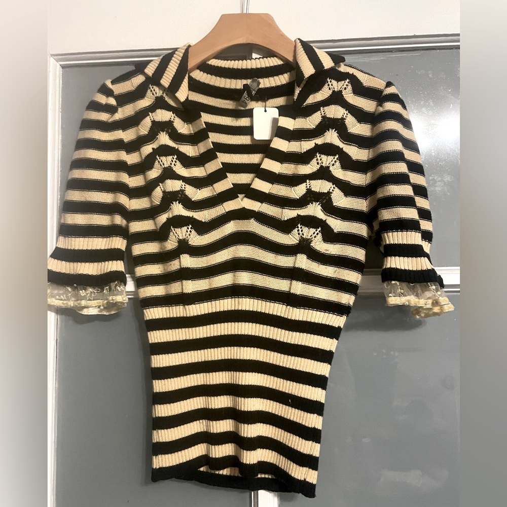 VTG Fornarina Italian - Merino Wool Sweater - lace/beaded sleeves -Puff sleeves